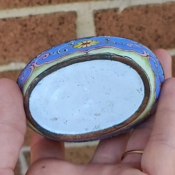 Antique Copper Enameled Chinese Dog Trinket Box - Picture 4 of 7